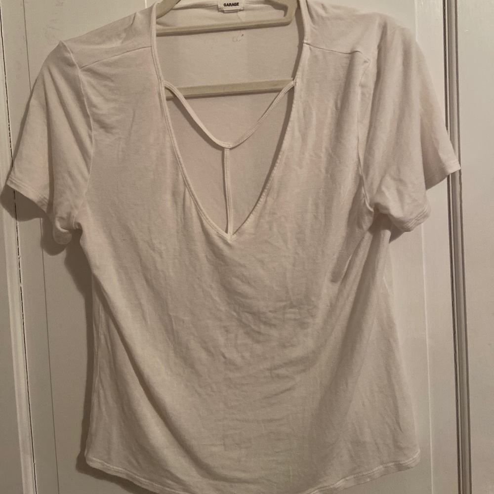 Garage white top